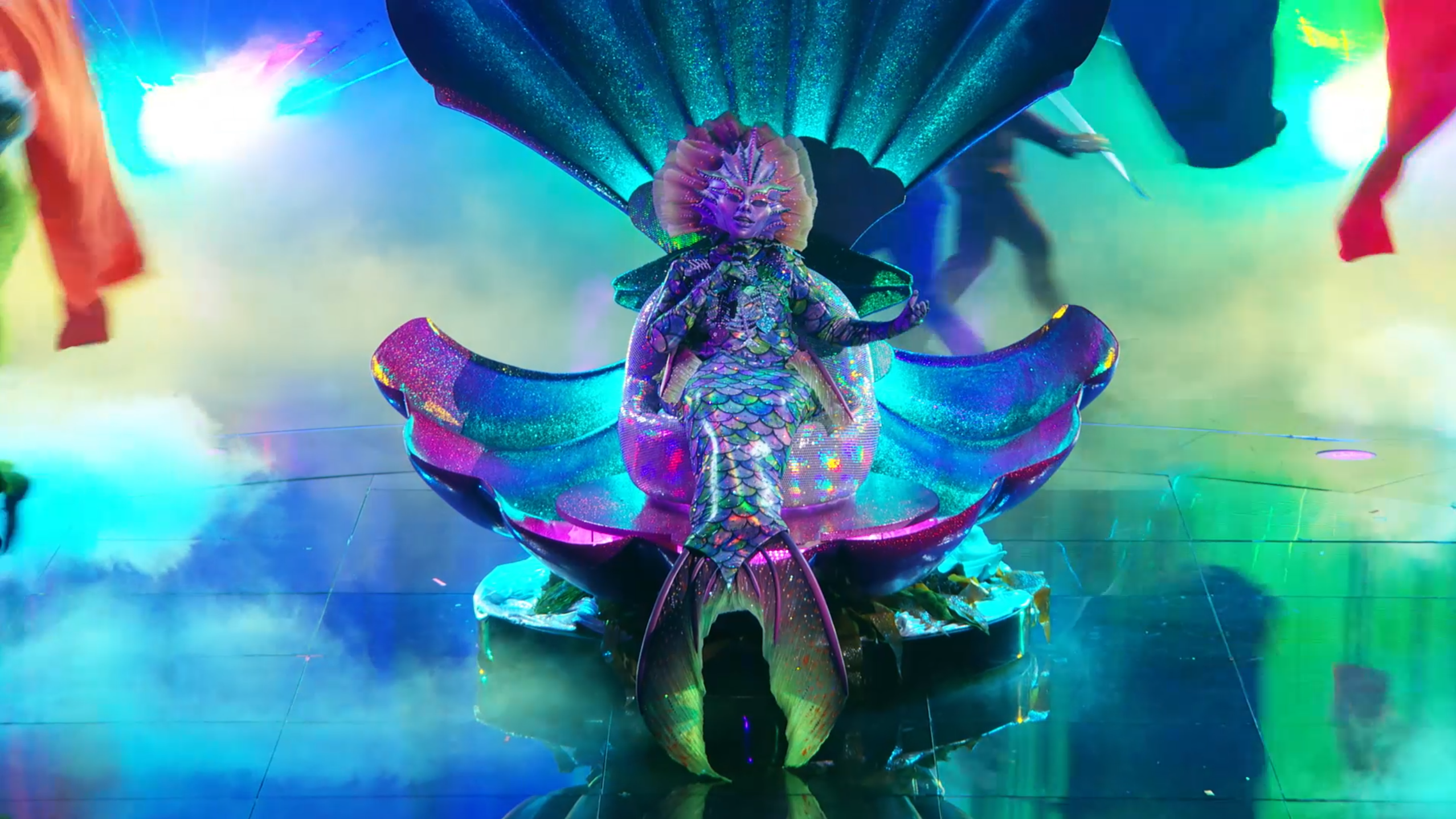 The Masked Singer S8 Mermaid Performs "Any Dream Will Do" 2022-10-12
