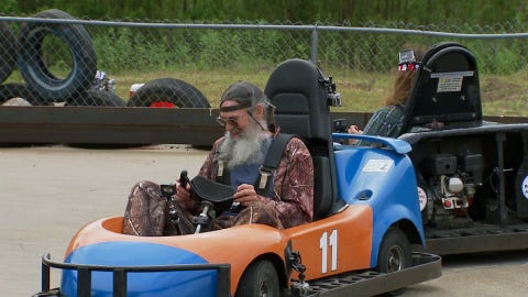Duck Dynasty S11 E4 Father Knows Pest 2016-07-14